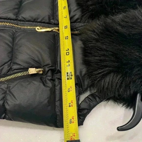 Juicy Couture Girls Puffer Vest , Size Medium, Black , Faux Fur Collar - Picture 5 of 9